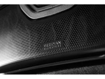 LAND ROVER Range Rover SV P530 4.4 V8 LWB