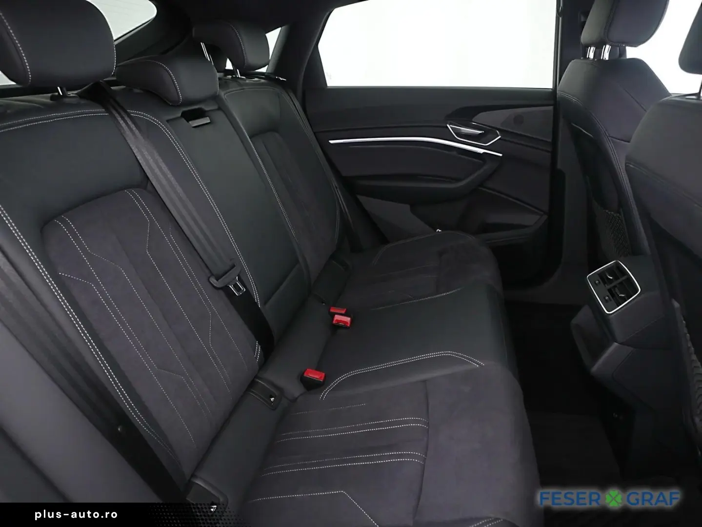 AUDI Q8 Sportback 50 e-tron