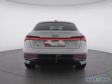 AUDI Q8 Sportback 50 e-tron
