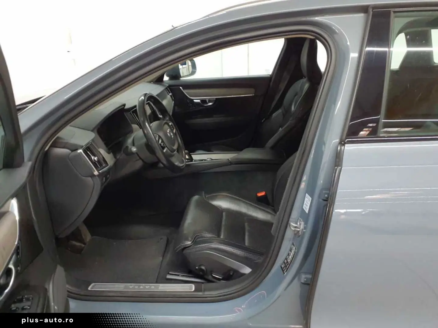 VOLVO V90 Cross Country B5 B AWD Pro Leder AHK