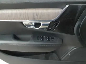 VOLVO V90 Cross Country B5 B AWD Pro Leder AHK