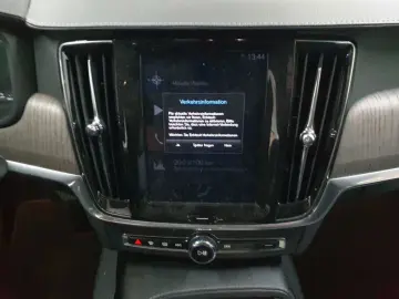 VOLVO V90 Cross Country B5 B AWD Pro Leder AHK