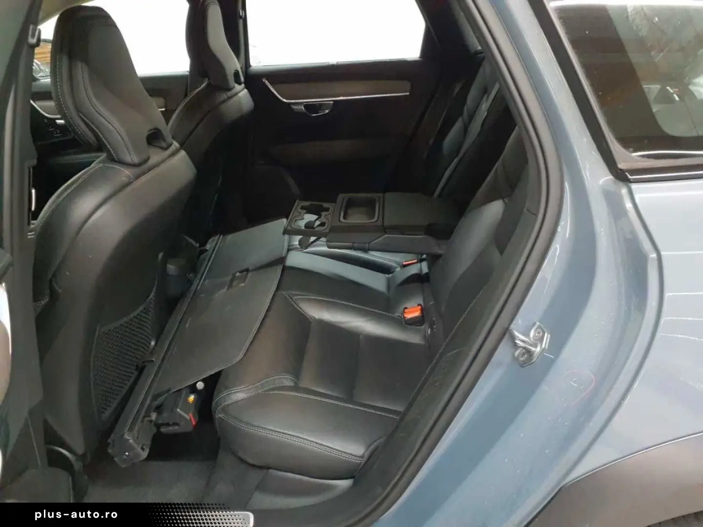 VOLVO V90 Cross Country B5 B AWD Pro Leder AHK