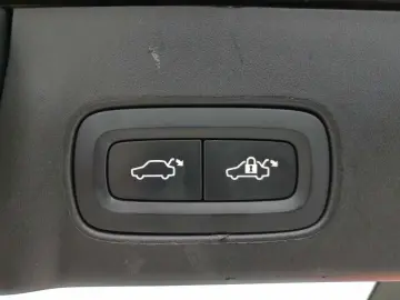 VOLVO V90 Cross Country B5 B AWD Pro Leder AHK