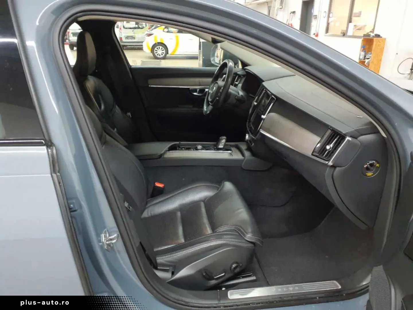 VOLVO V90 Cross Country B5 B AWD Pro Leder AHK