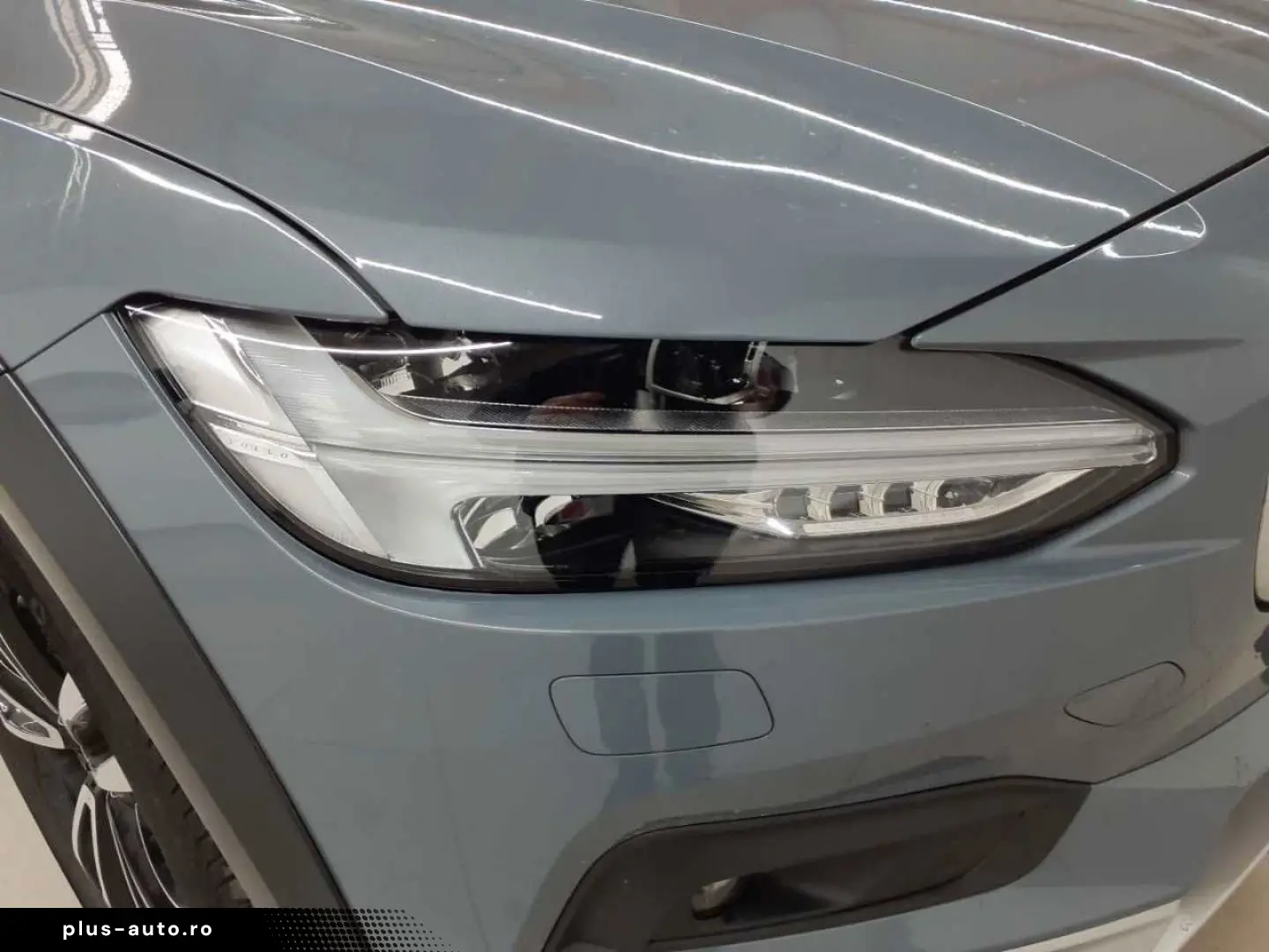 VOLVO V90 Cross Country B5 B AWD Pro Leder AHK