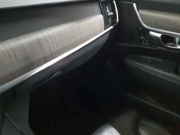 VOLVO V90 Cross Country B5 B AWD Pro Leder AHK