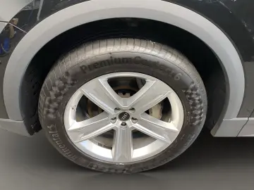 AUDI Q8 55 3.0 TFSI quattro