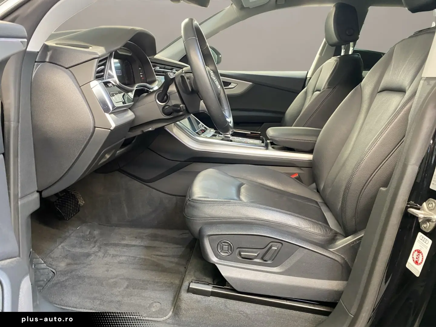 AUDI Q8 55 3.0 TFSI quattro