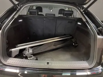 AUDI Q8 55 3.0 TFSI quattro