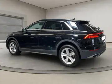 AUDI Q8 55 3.0 TFSI quattro
