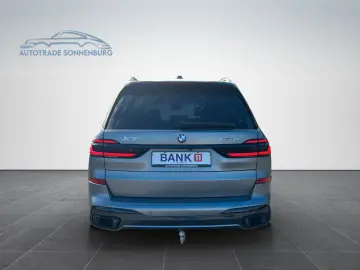 BMW X7 xDrive 40 d M Sport CARBON SKYLOUNGE AHK