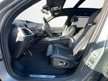 BMW X7 xDrive 40 d M Sport CARBON SKYLOUNGE AHK