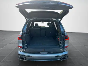 BMW X7 xDrive 40 d M Sport CARBON SKYLOUNGE AHK