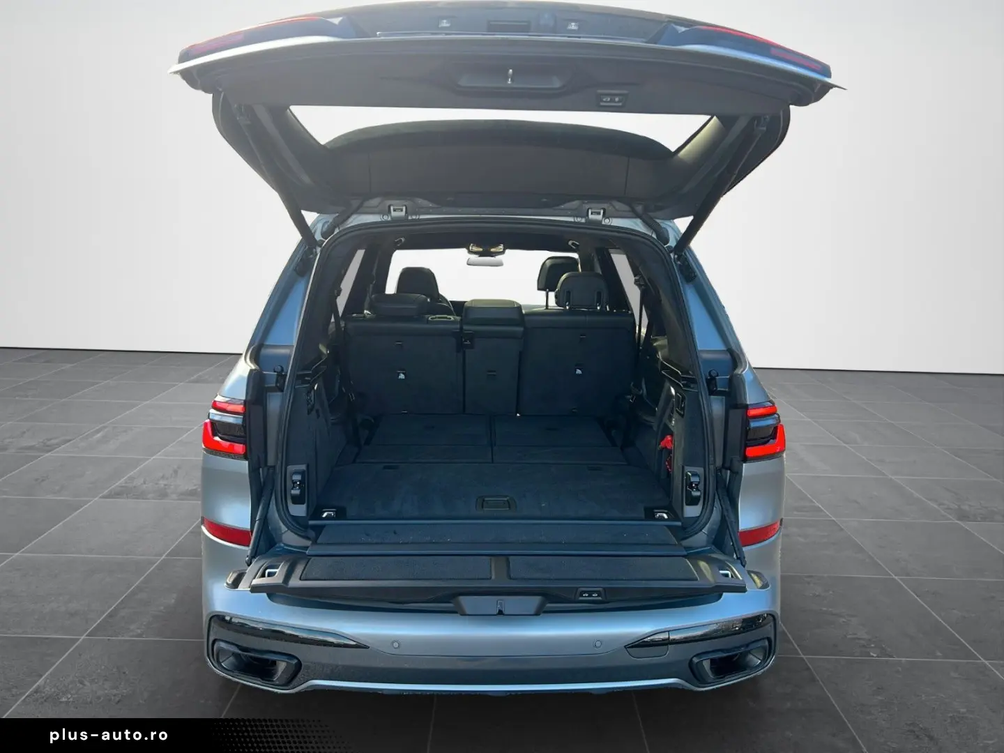 BMW X7 xDrive 40 d M Sport CARBON SKYLOUNGE AHK