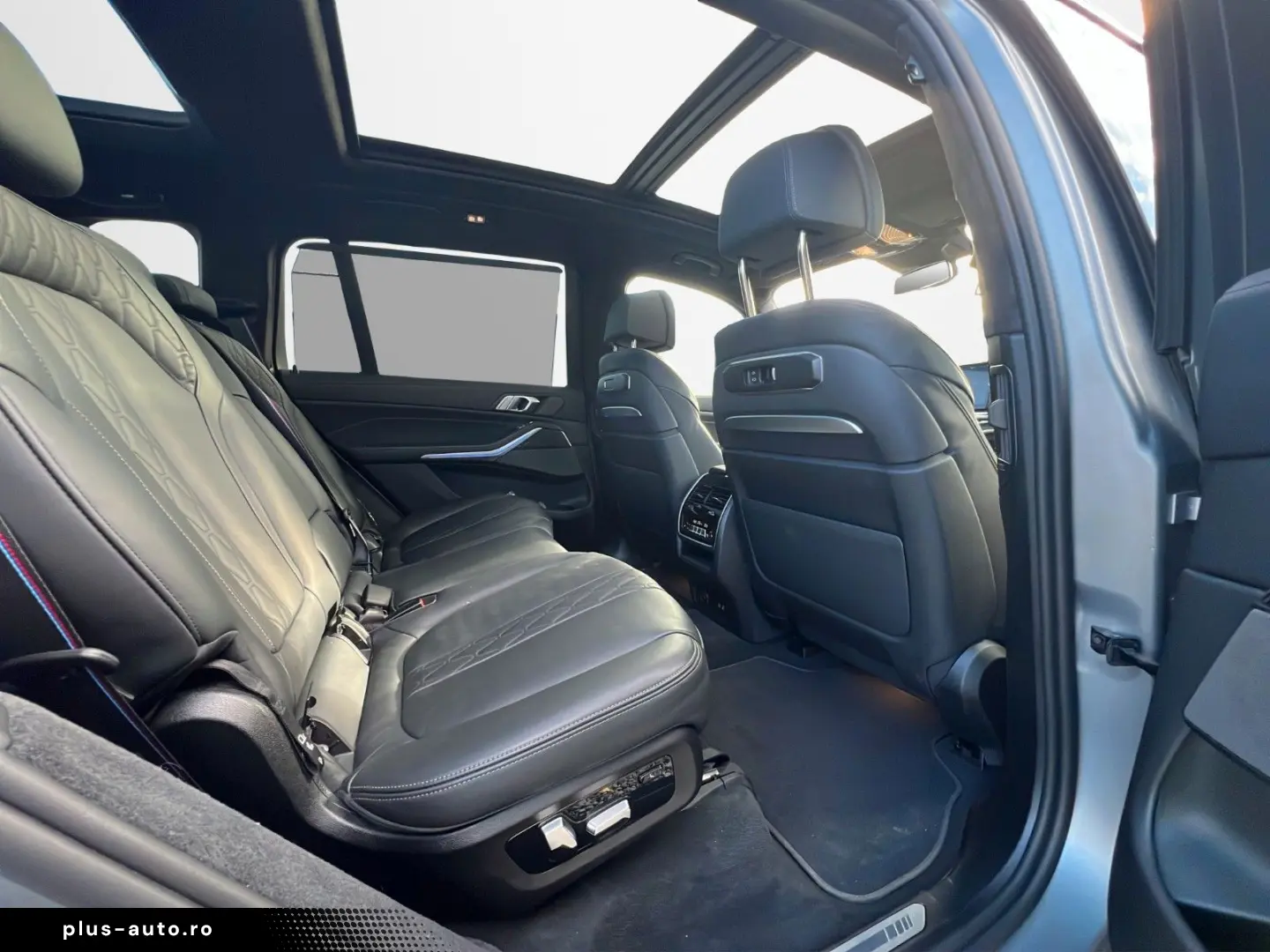 BMW X7 xDrive 40 d M Sport CARBON SKYLOUNGE AHK