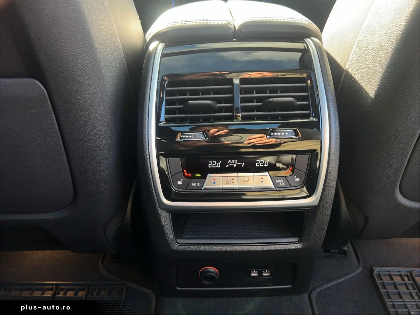 BMW X7 xDrive 40 d M Sport CARBON SKYLOUNGE AHK