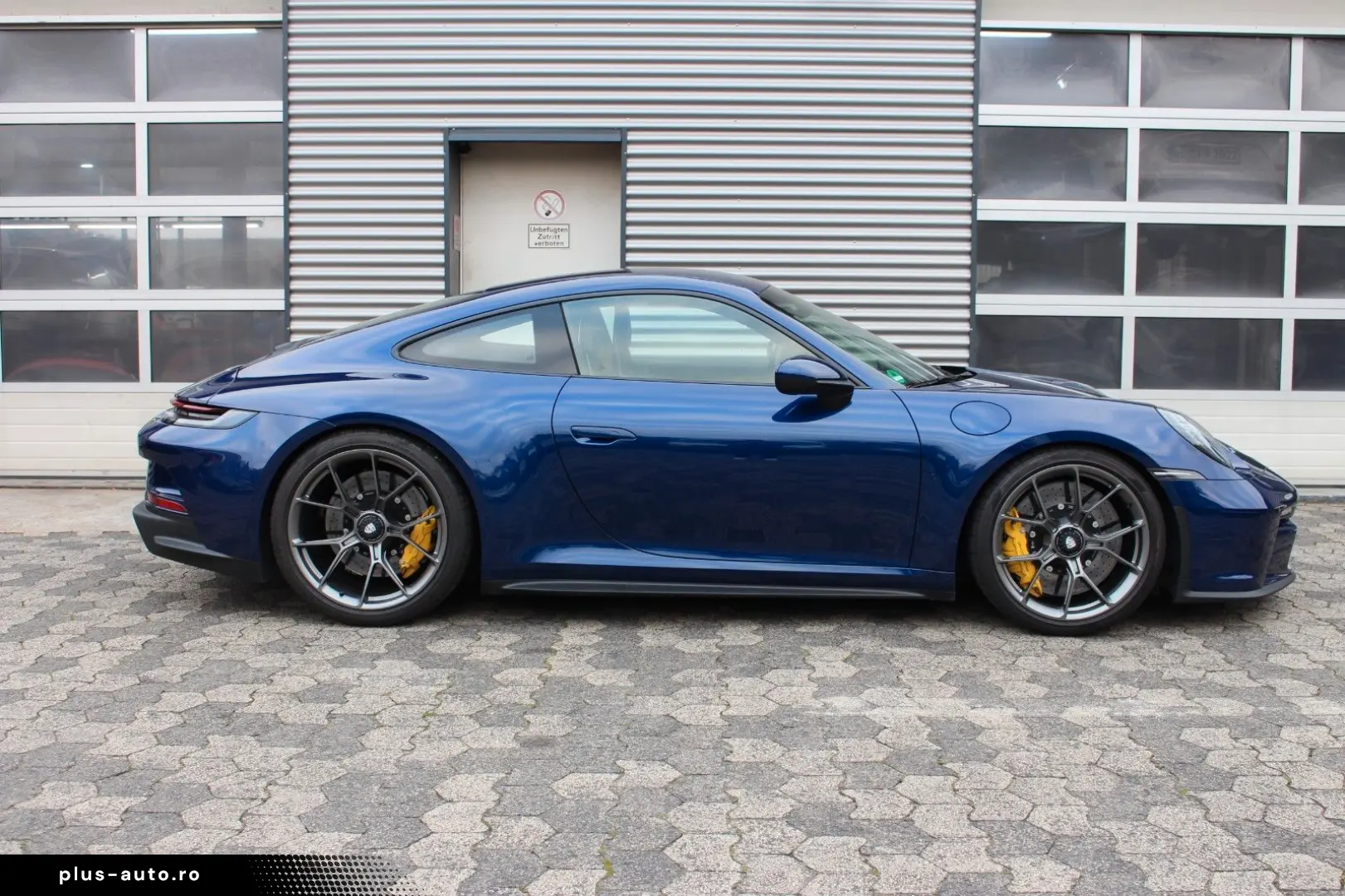 PORSCHE 992 GT3 Touring Paket Keramik Carbon Lift BOSE