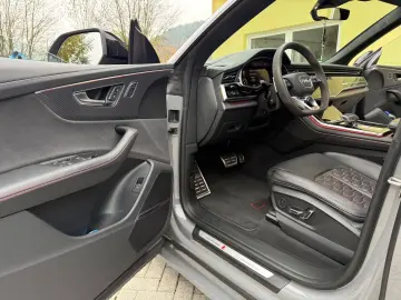 AUDI RS Q8 4.0 TFSI quattro Pano-Softclose-Garantie