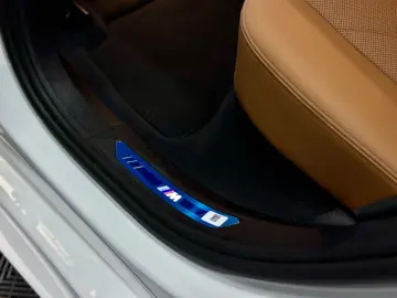 BMW X6 40 D XDRIVE M SPORT   VOLLAUSSTATTUNG