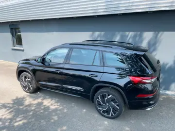 SKODA Kodiaq 2.0 TSI DSG 4x4 RS