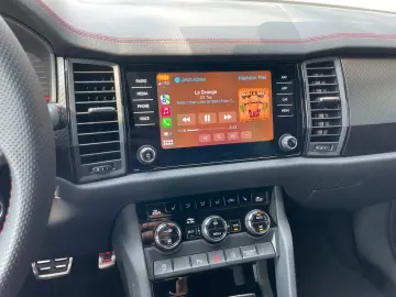 SKODA Kodiaq 2.0 TSI DSG 4x4 RS