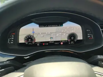 AUDI Q8 55 TFSI quattro