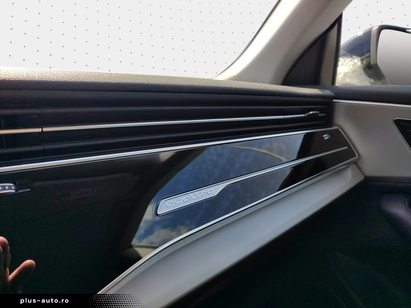 AUDI Q8 55 TFSI quattro