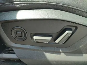 AUDI Q8 55 TFSI quattro