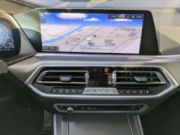 BMW X5 xDrive45e M Sport Laser Ventilation 360