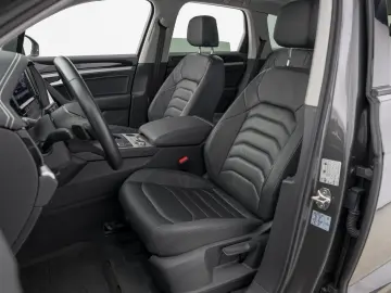 VW Touareg 3.0 V6 TDI DSG