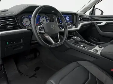 VW Touareg 3.0 V6 TDI DSG