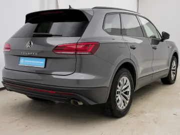 VW Touareg 3.0 V6 TDI DSG