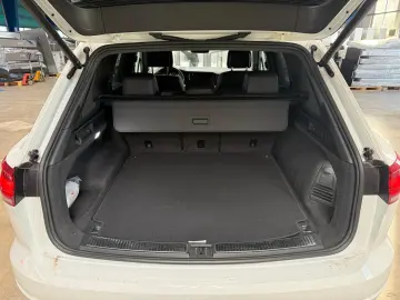 VW Touareg 3.0 V6 TDI 4M R-Line