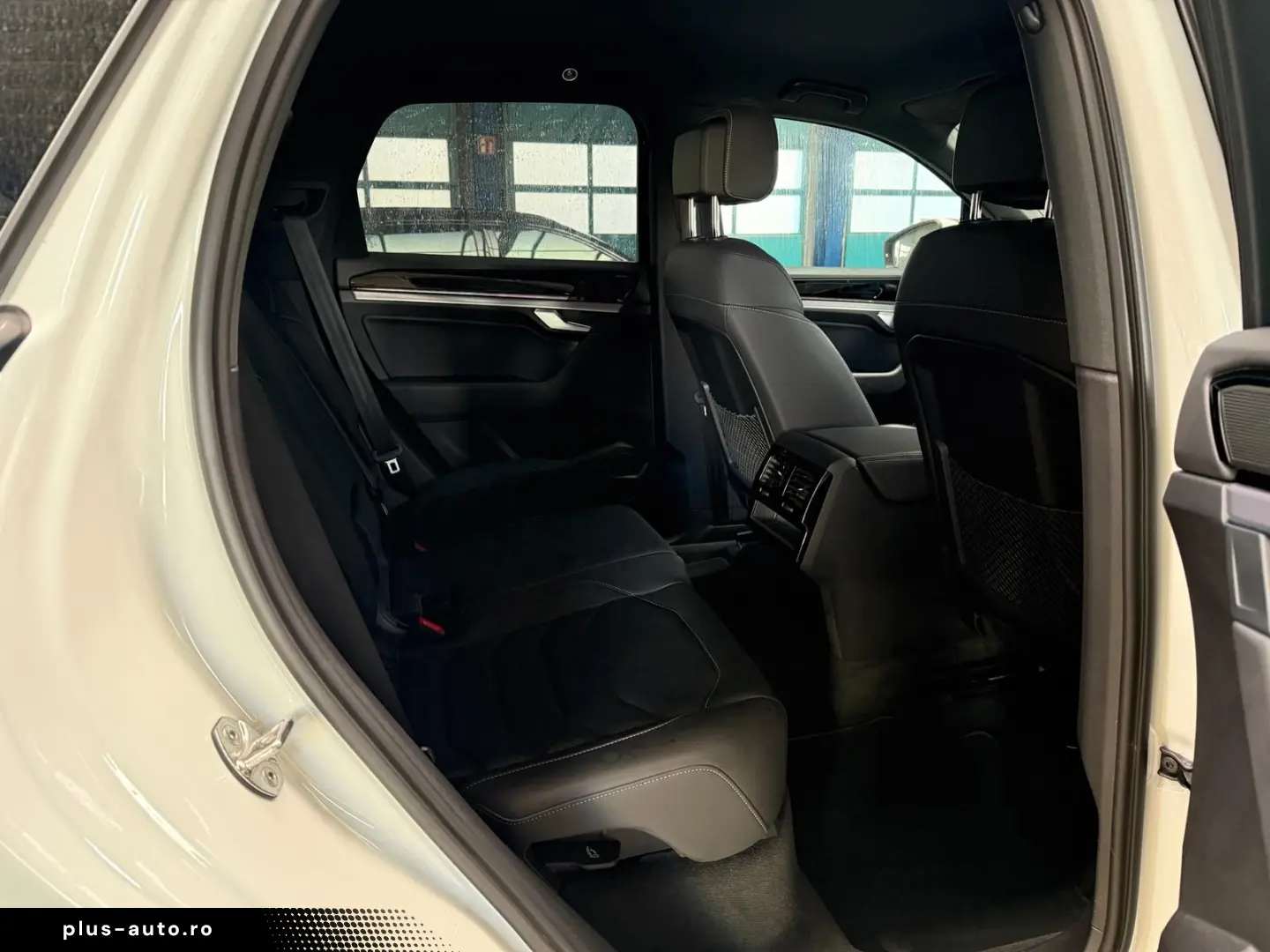 VW Touareg 3.0 V6 TDI 4M R-Line