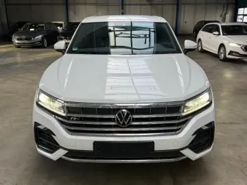 VW Touareg 3.0 V6 TDI 4M R-Line