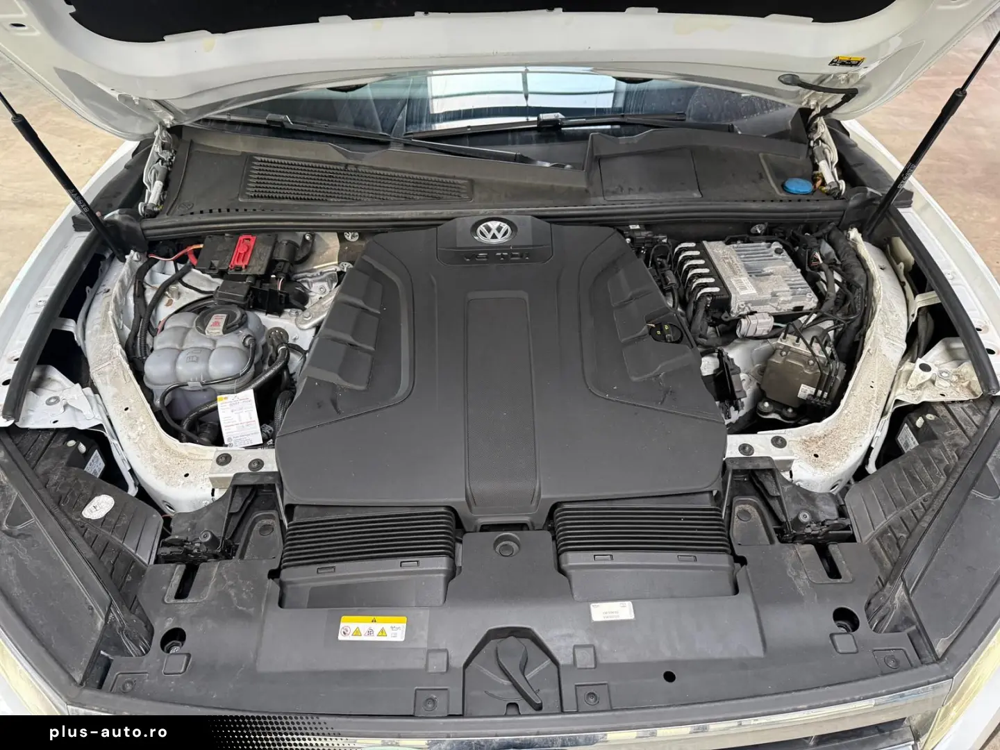 VW Touareg 3.0 V6 TDI 4M R-Line