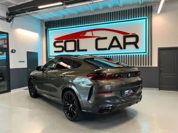 BMW X6 M60 i xDrive   HUD   PANO  LED  360 KAMERA