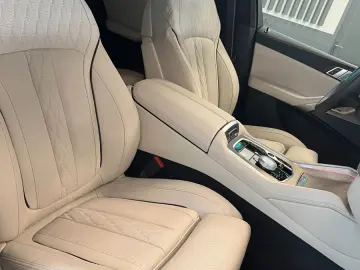 BMW X6 M60 i xDrive   HUD   PANO  LED  360 KAMERA