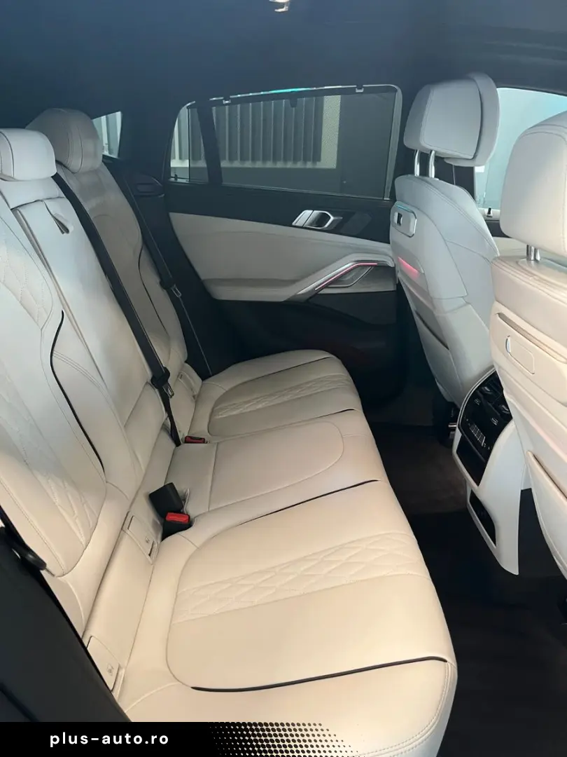 BMW X6 M60 i xDrive   HUD   PANO  LED  360 KAMERA