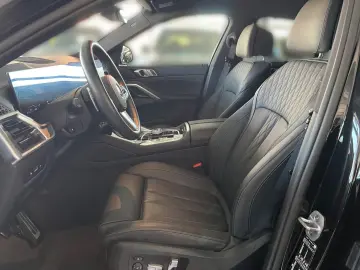 BMW X6 xDrive 40d M SPORT LED AHK PANO-DA H&K