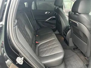BMW X6 30 d xDrive M Sport HK Pano HuD 22  Softclose