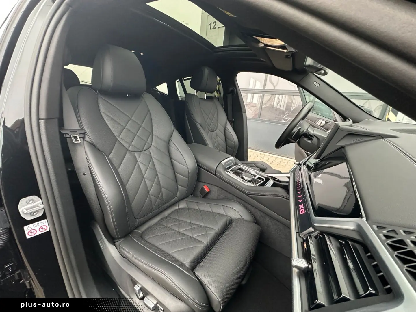 BMW X6 30 d xDrive M Sport HK Pano HuD 22  Softclose