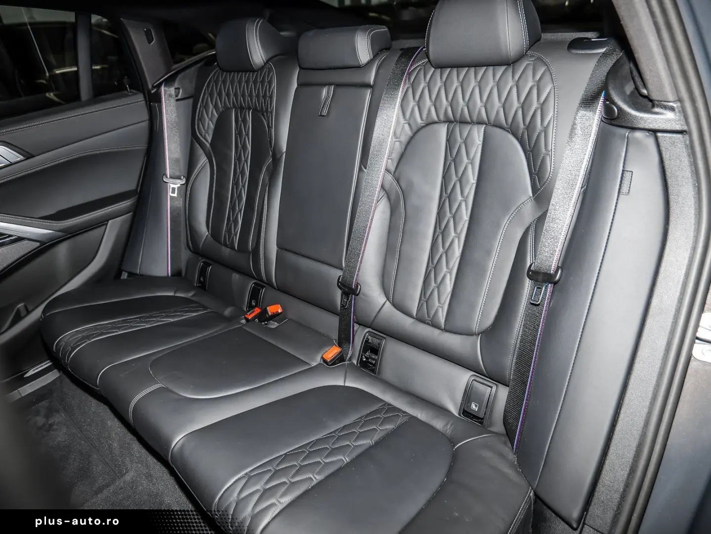 BMW X6 xDrive30d M Sport ACC AHK RFK NAVI Standh.