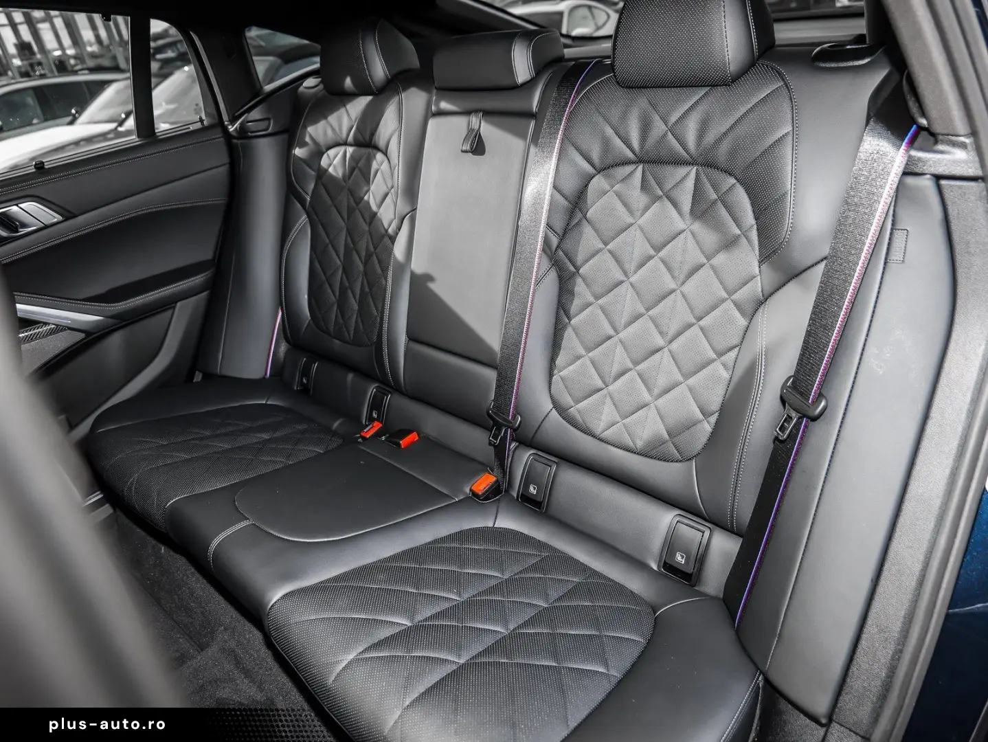 BMW X6 xDrive30d M Sport PANO HUD ACC AHK RFK NAVI L