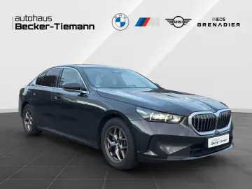 BMW 520i Limousine 3J Garantie  360 Kam   HarmanK