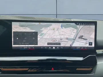 BMW 520i A Live Cockpit Pro SHZ 360  Kam HUD H&K DAB