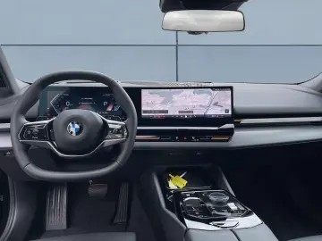BMW 520i A Live Cockpit Pro SHZ 360  Kam HUD H&K DAB