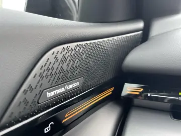 BMW 520i A Live Cockpit Pro SHZ 360  Kam HUD H&K DAB