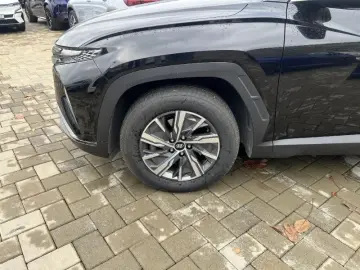 HYUNDAI TUCSON 1.6T-GDi 230CP Hybrid Style  6AT 2WD